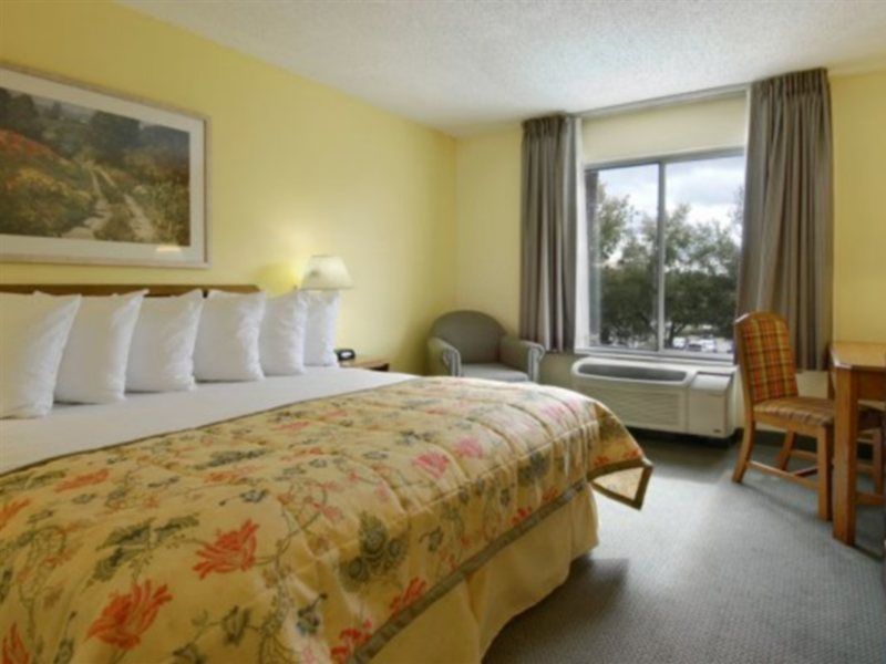 Orlando Inn Near International Drive Williamsburg Εξωτερικό φωτογραφία