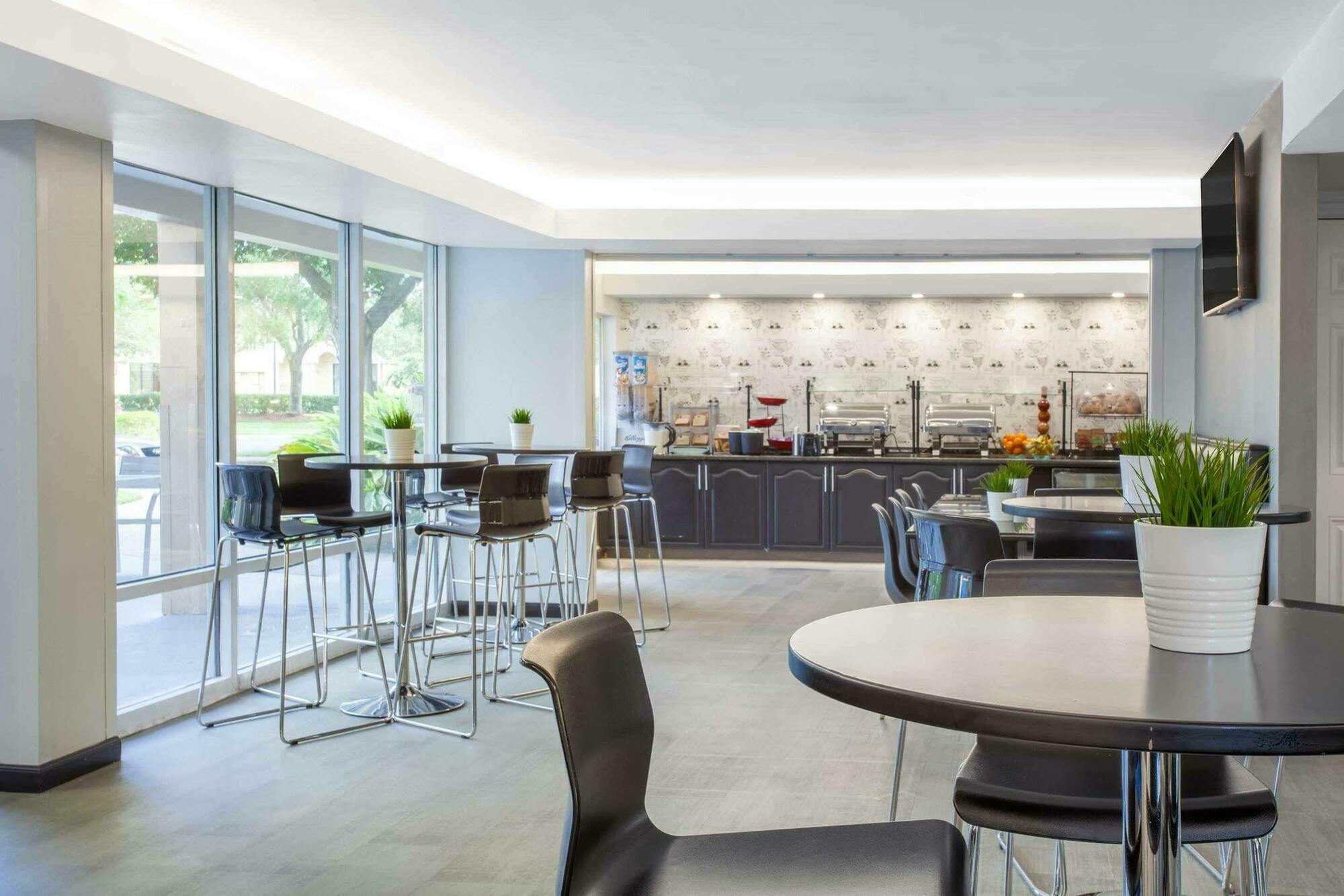 Orlando Inn Near International Drive Williamsburg Εξωτερικό φωτογραφία